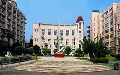 武漢市第三中學(xué)